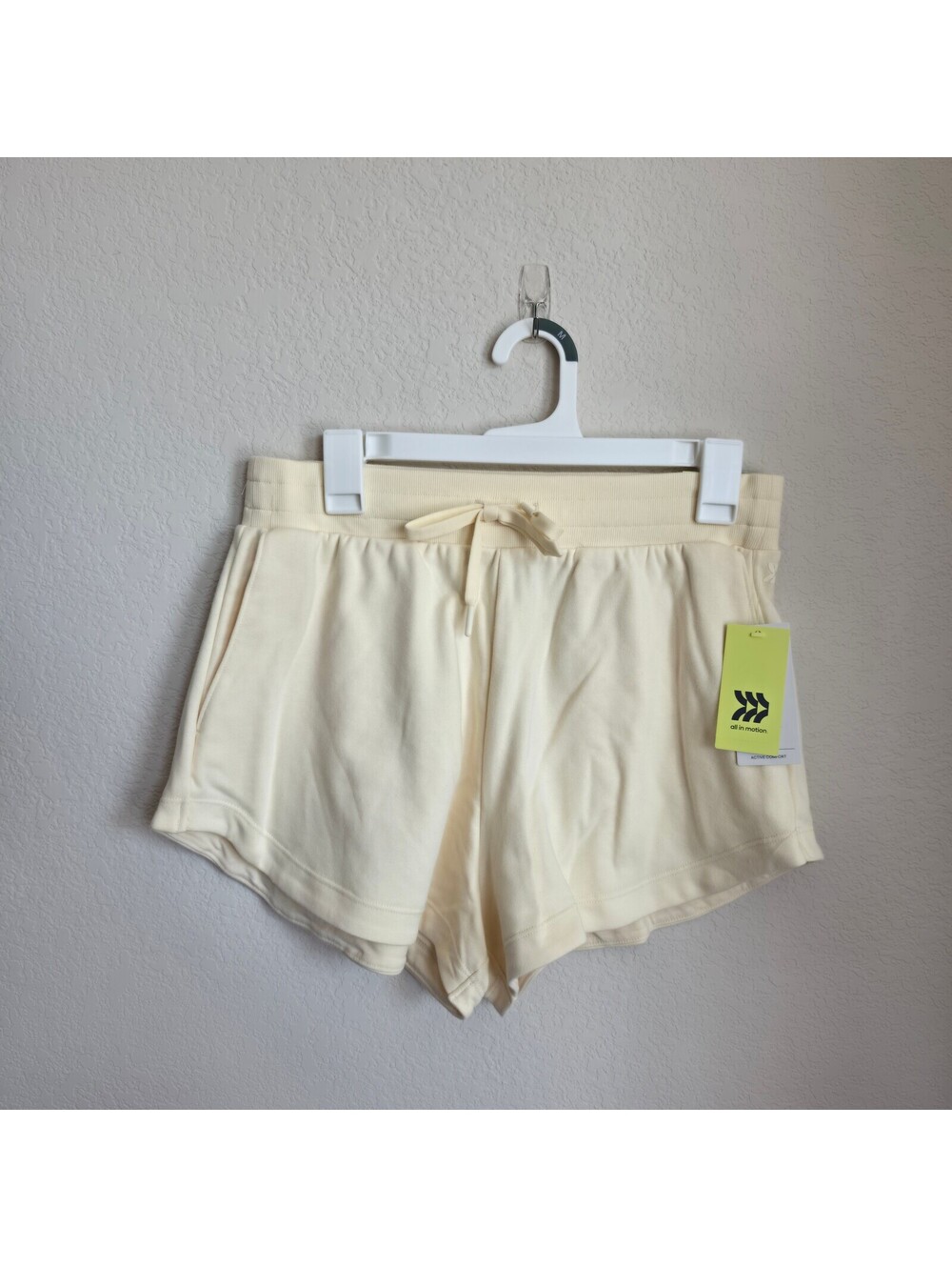 All In Motion Women's Active Comfort French Terry High-Rise Shorts 2.5" M
